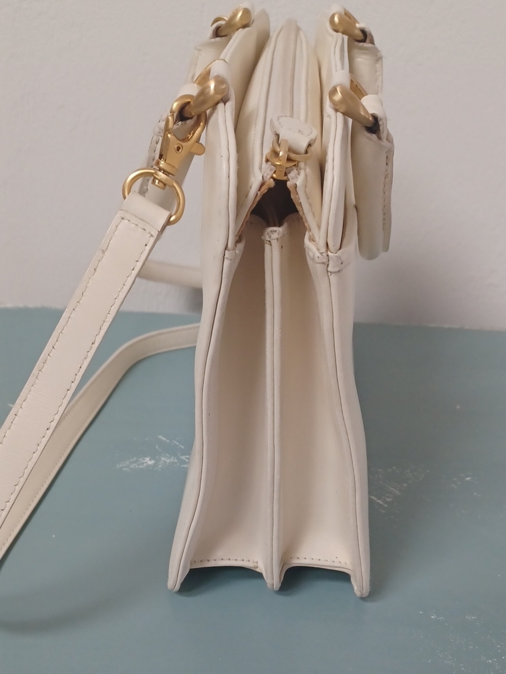 Genuine Leather Etienne Aigner Satchel Bag With Strap - Picture 8 of 16